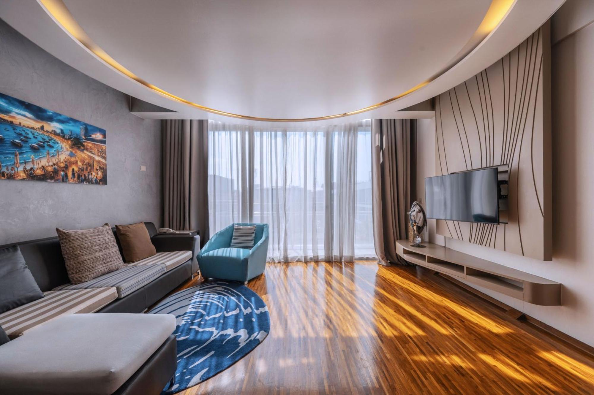 Hotel Baraquda Heeton Pattaya By Compass Hospitality الغرفة الصورة