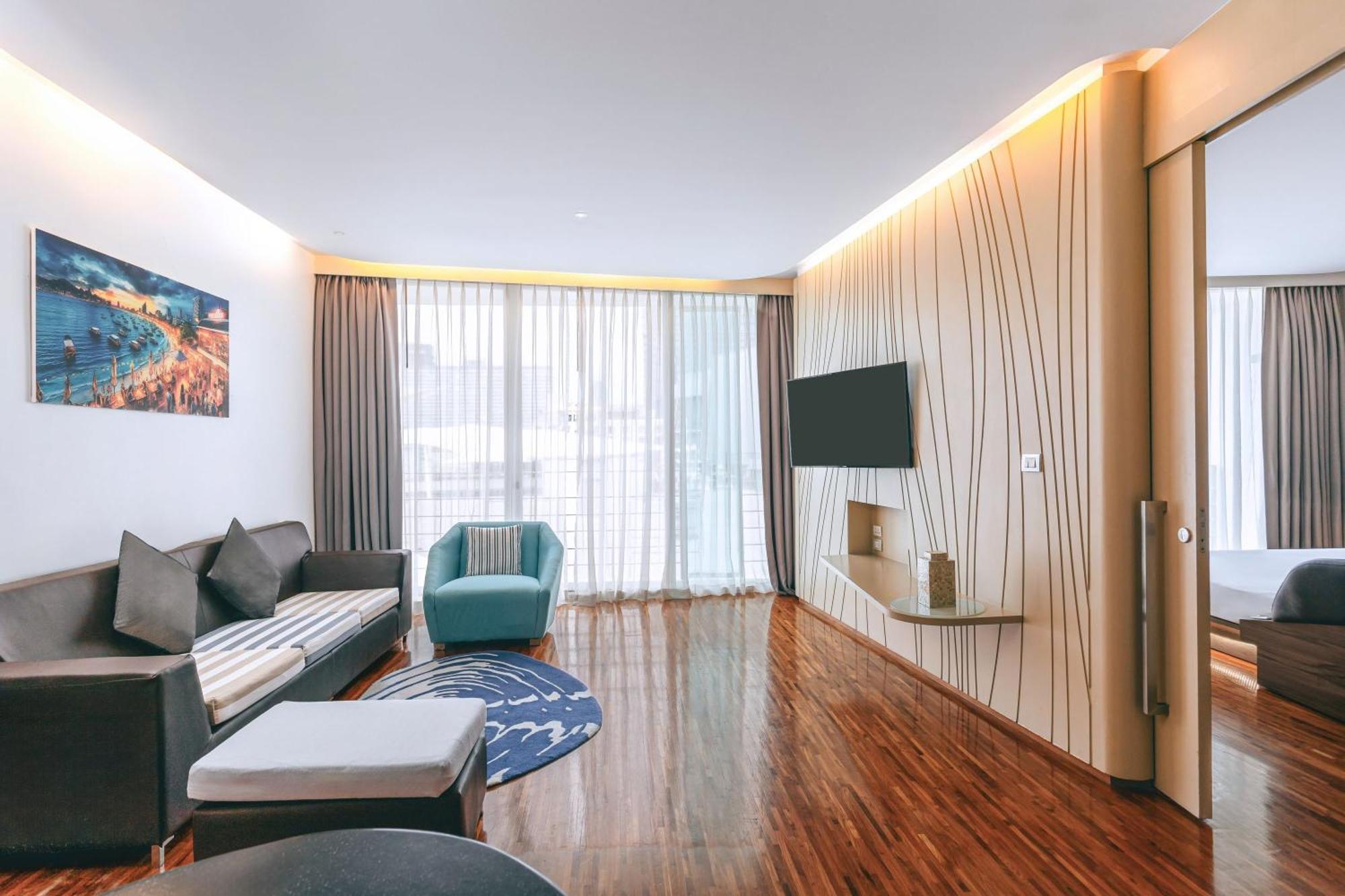Hotel Baraquda Heeton Pattaya By Compass Hospitality الغرفة الصورة