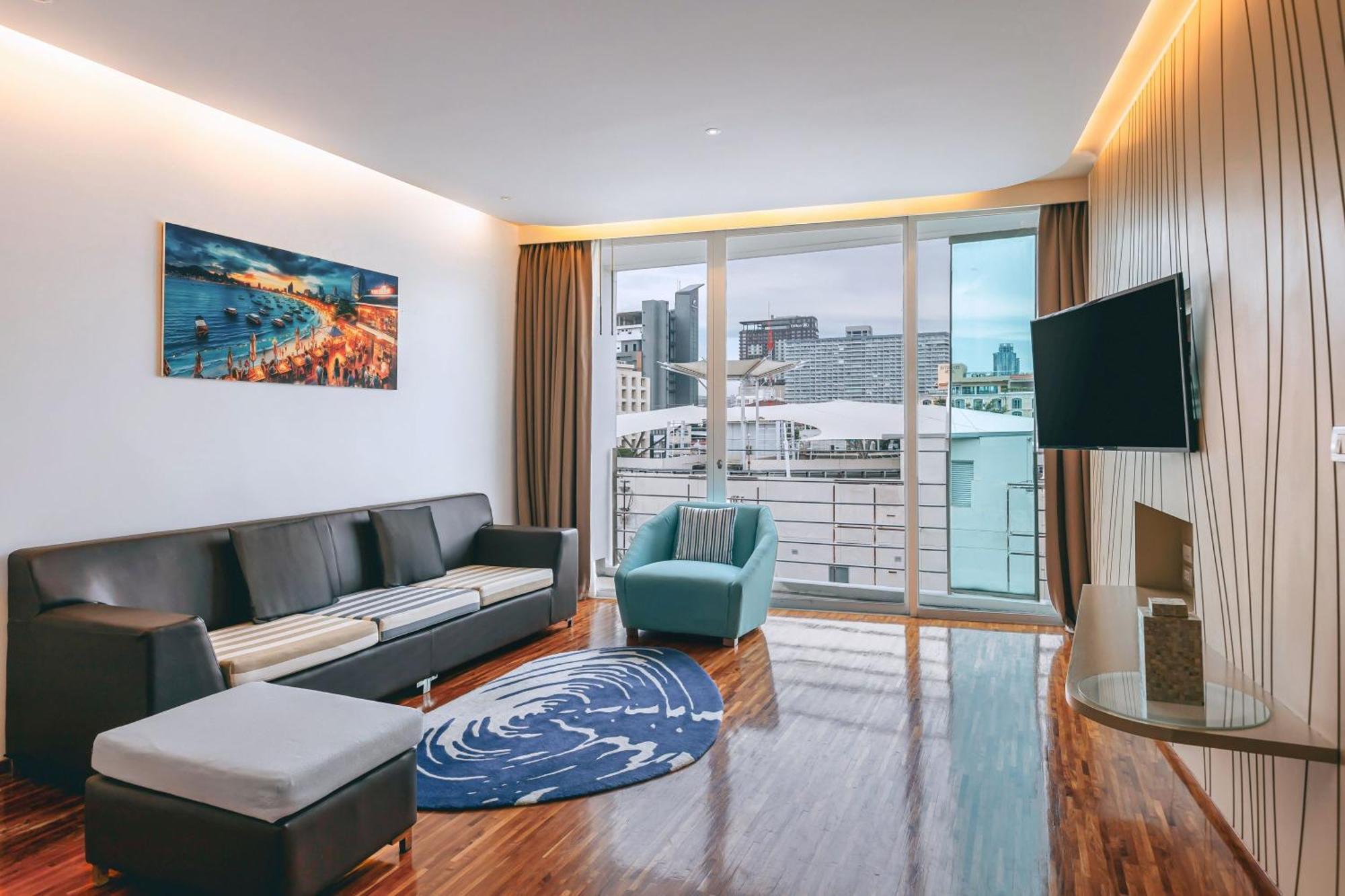Hotel Baraquda Heeton Pattaya By Compass Hospitality المظهر الخارجي الصورة